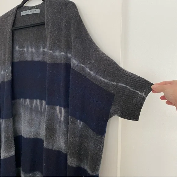 Raquel Allegra Poncho - Picture 3 of 8